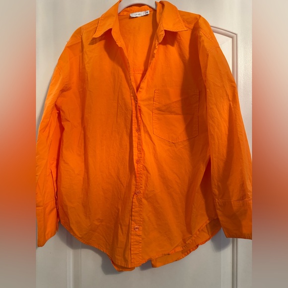 Lush Button Down - Picture 2 of 4